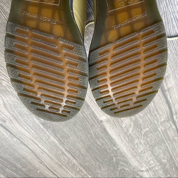 Dr. Martens Shoes 1461 Pastel Yellow Virginia Leather Oxford - Picture 9 of 16